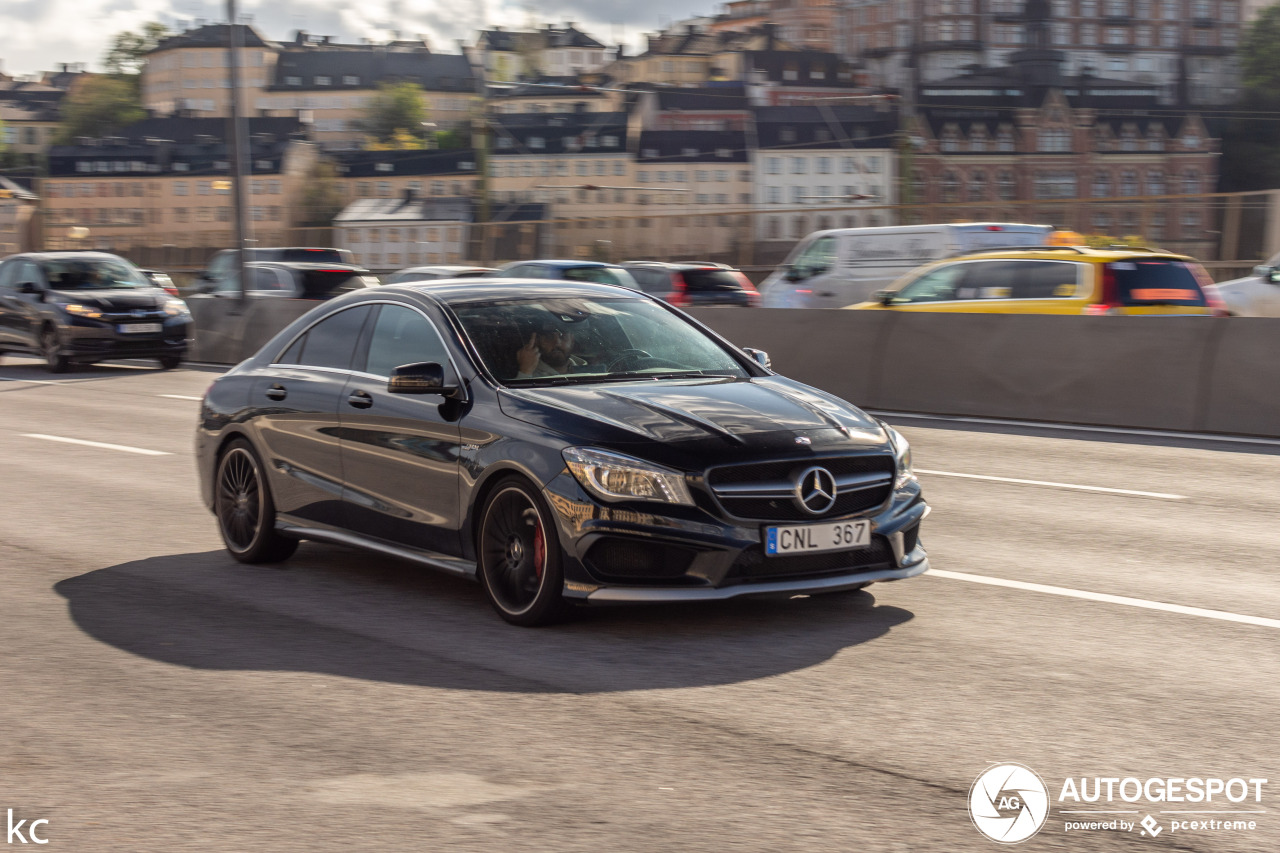 Mercedes-Benz CLA 45 AMG C117