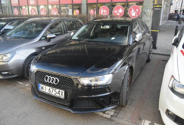 Audi RS4 Avant B8