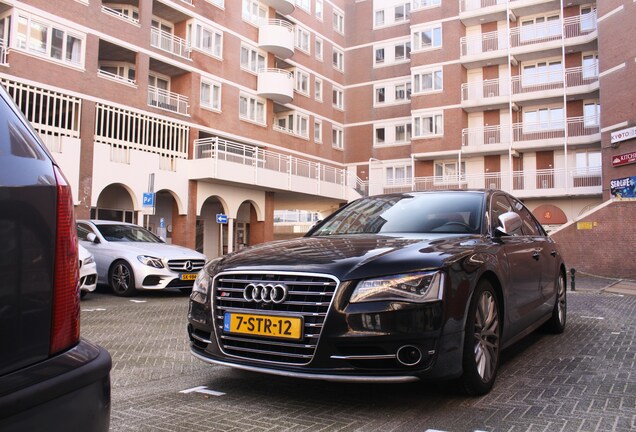 Audi S8 D4