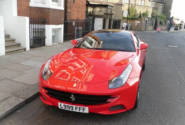 Ferrari FF