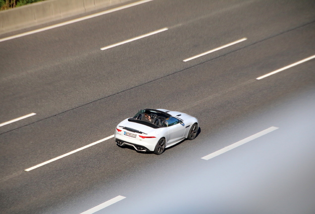 Jaguar F-TYPE R Convertible