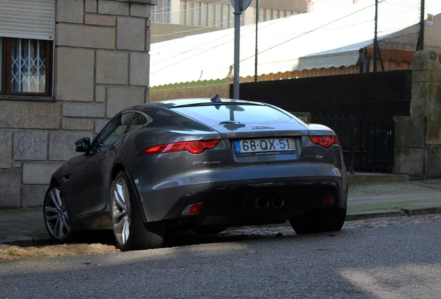 Jaguar F-TYPE S Coupé