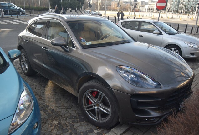 Porsche 95B Macan Turbo