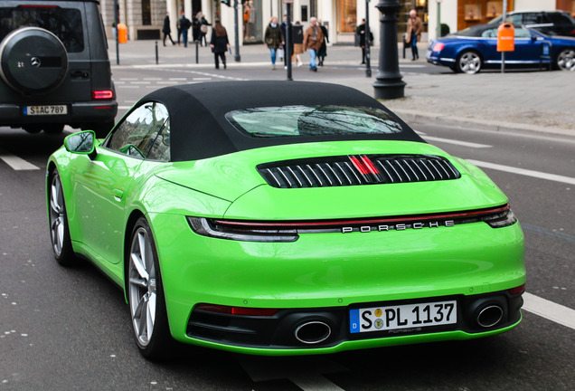 Porsche 992 Carrera 4S Cabriolet