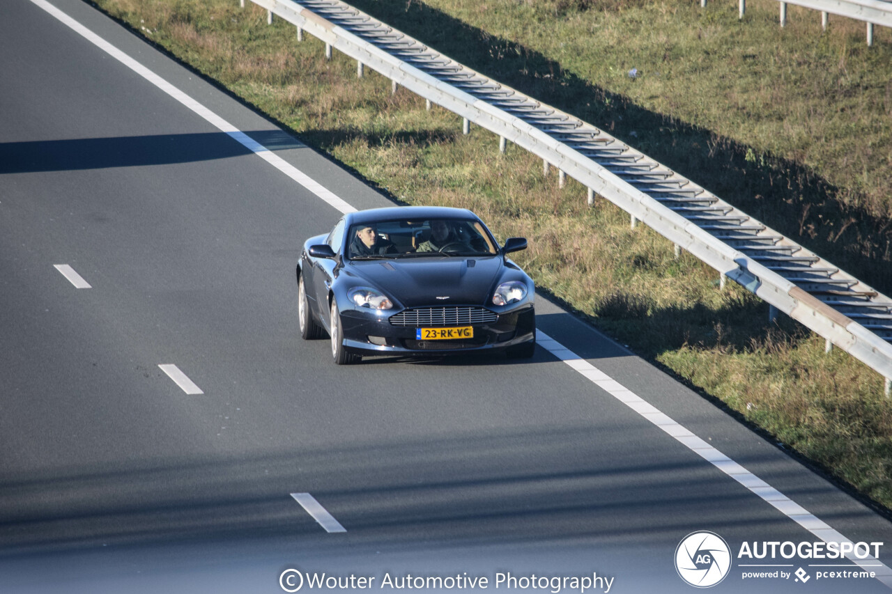 Aston Martin DB9