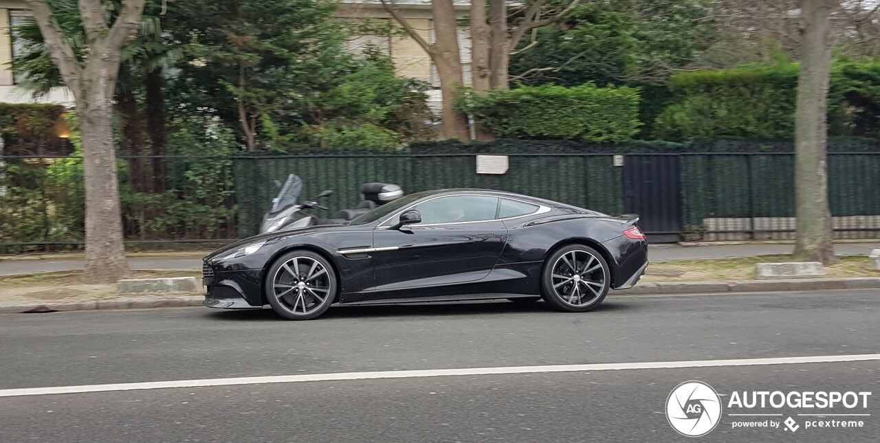 Aston Martin Vanquish 2013