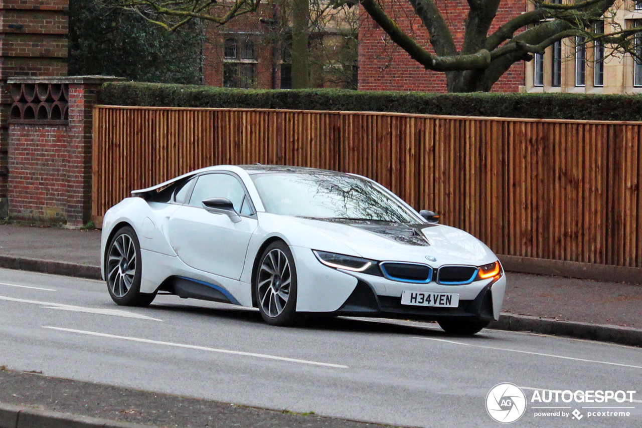 BMW i8