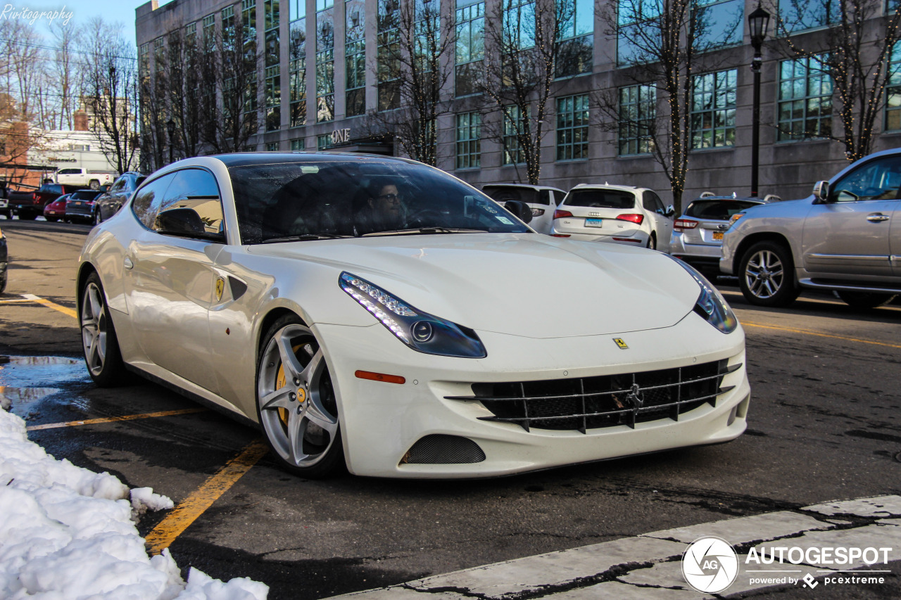 Ferrari FF