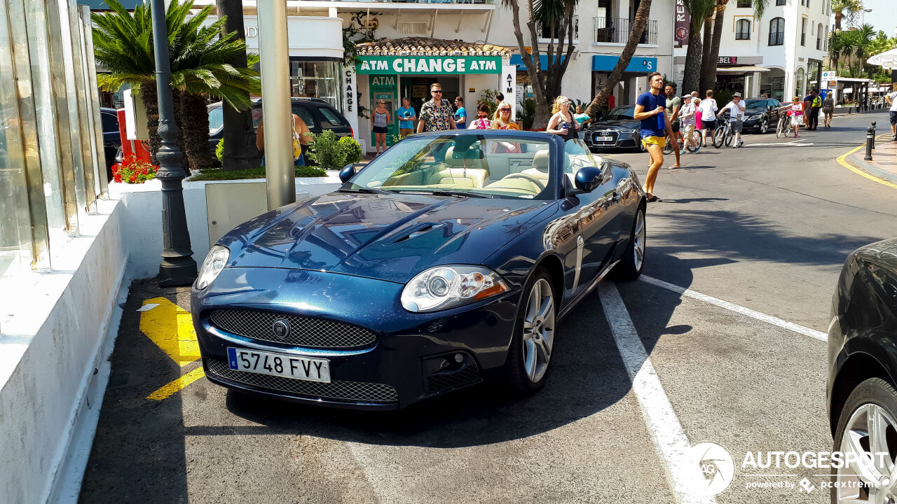 Jaguar XKR Convertible 2006