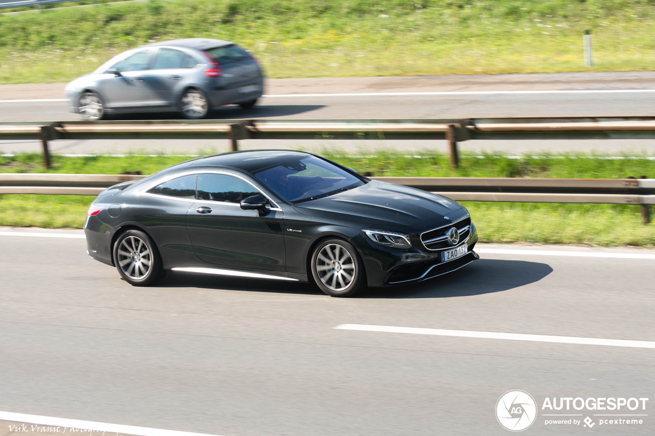 Mercedes-AMG S 63 Coupé C217