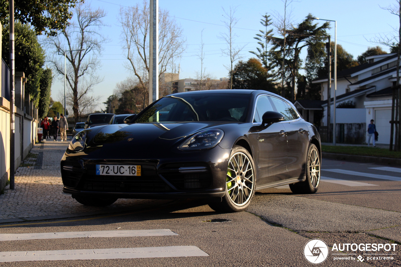 Porsche 971 Panamera Turbo S E-Hybrid Sport Turismo