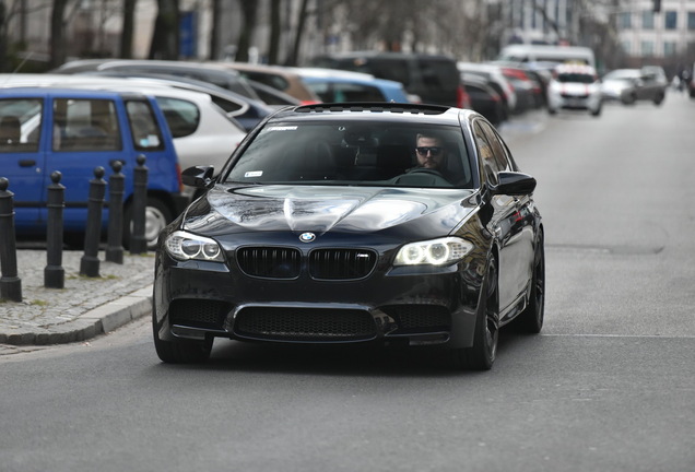 BMW M5 F10 2011