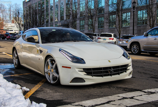 Ferrari FF