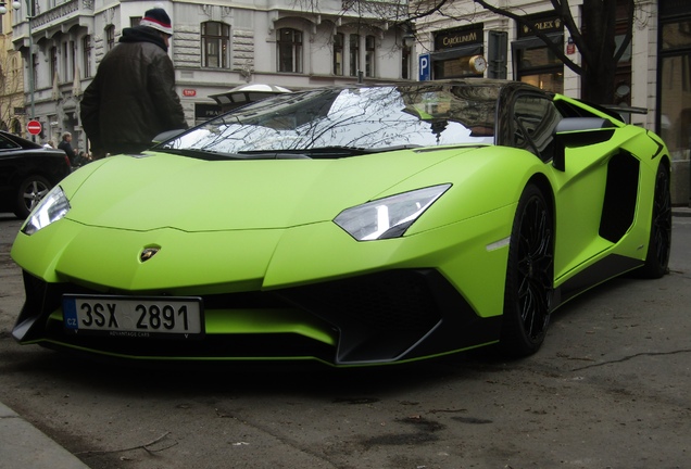 Lamborghini Aventador LP750-4 SuperVeloce Roadster