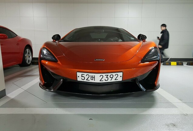 McLaren 570GT