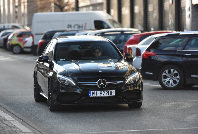 Mercedes-AMG C 63 S W205