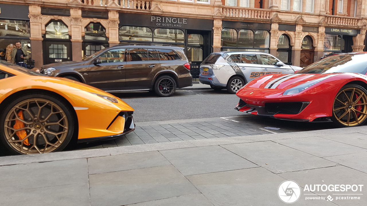 Ferrari 488 Pista