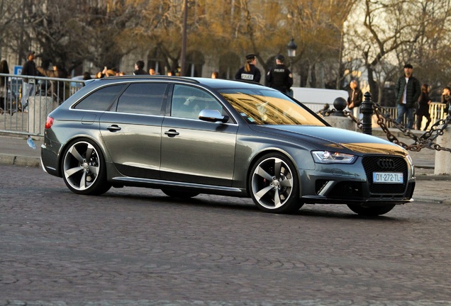 Audi RS4 Avant B8