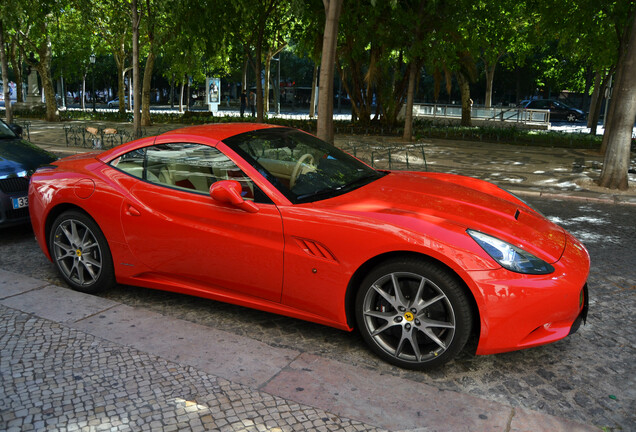 Ferrari California