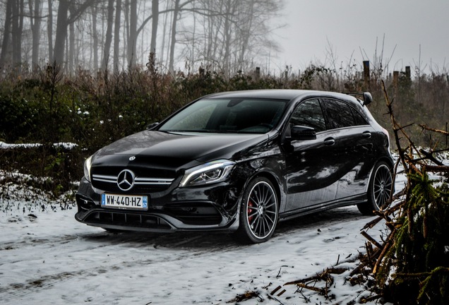 Mercedes-AMG A 45 W176 2015