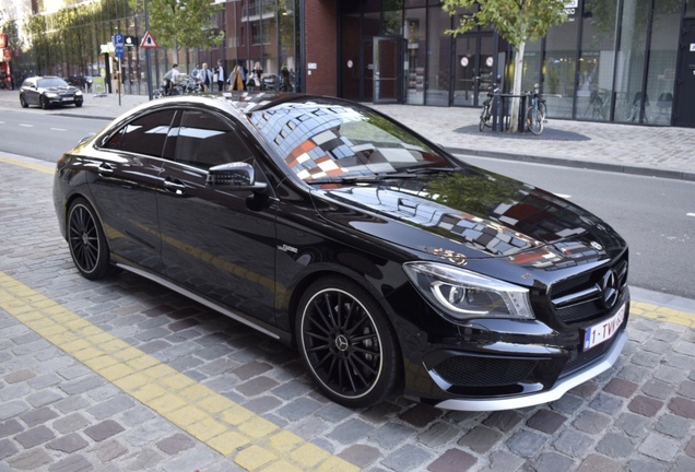 Mercedes-Benz CLA 45 AMG C117