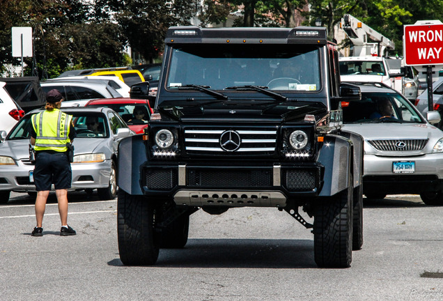 Mercedes-Benz G 550 4X4²