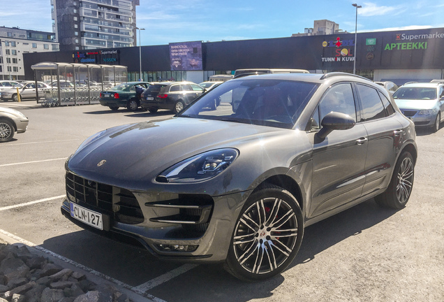 Porsche 95B Macan Turbo