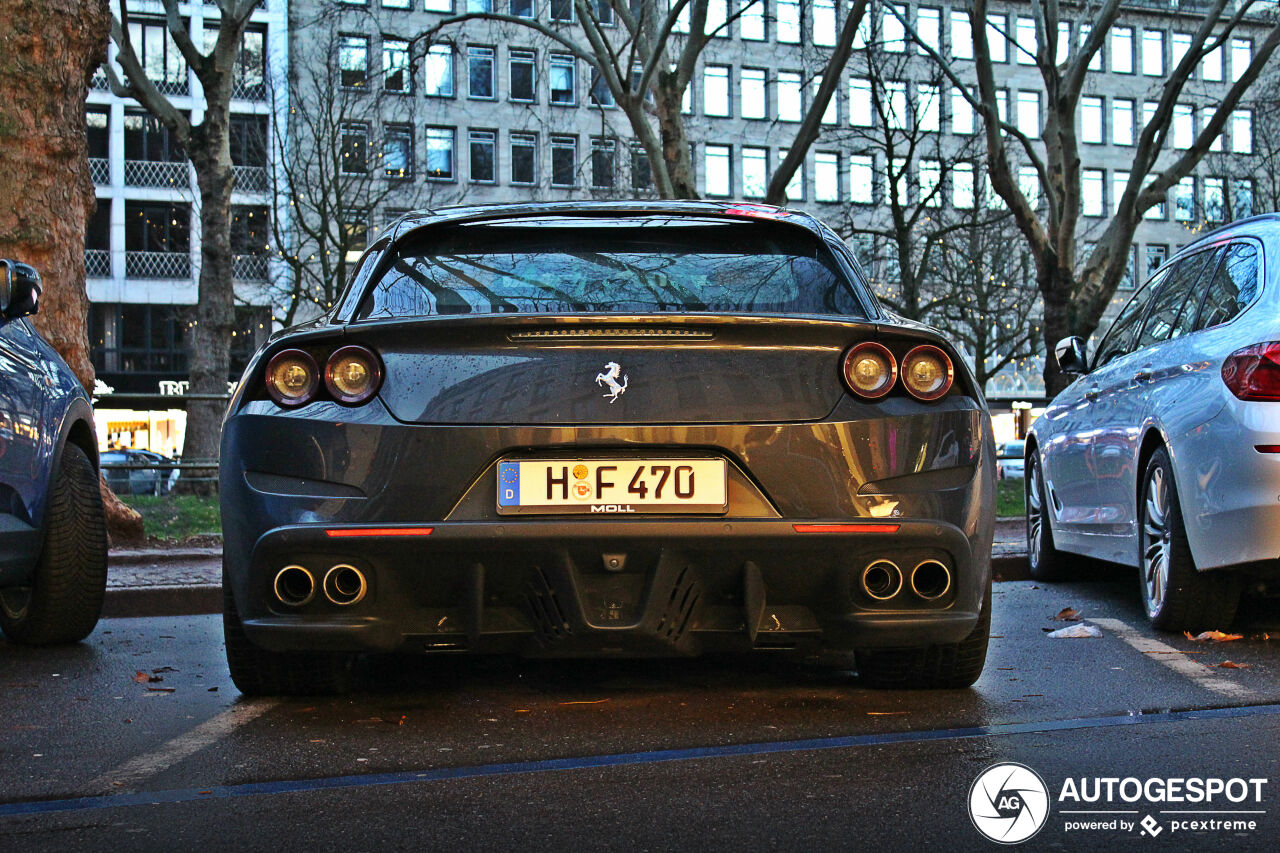 Ferrari GTC4Lusso T