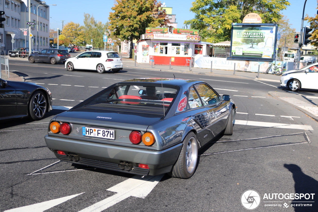 Ferrari Mondial 3.2