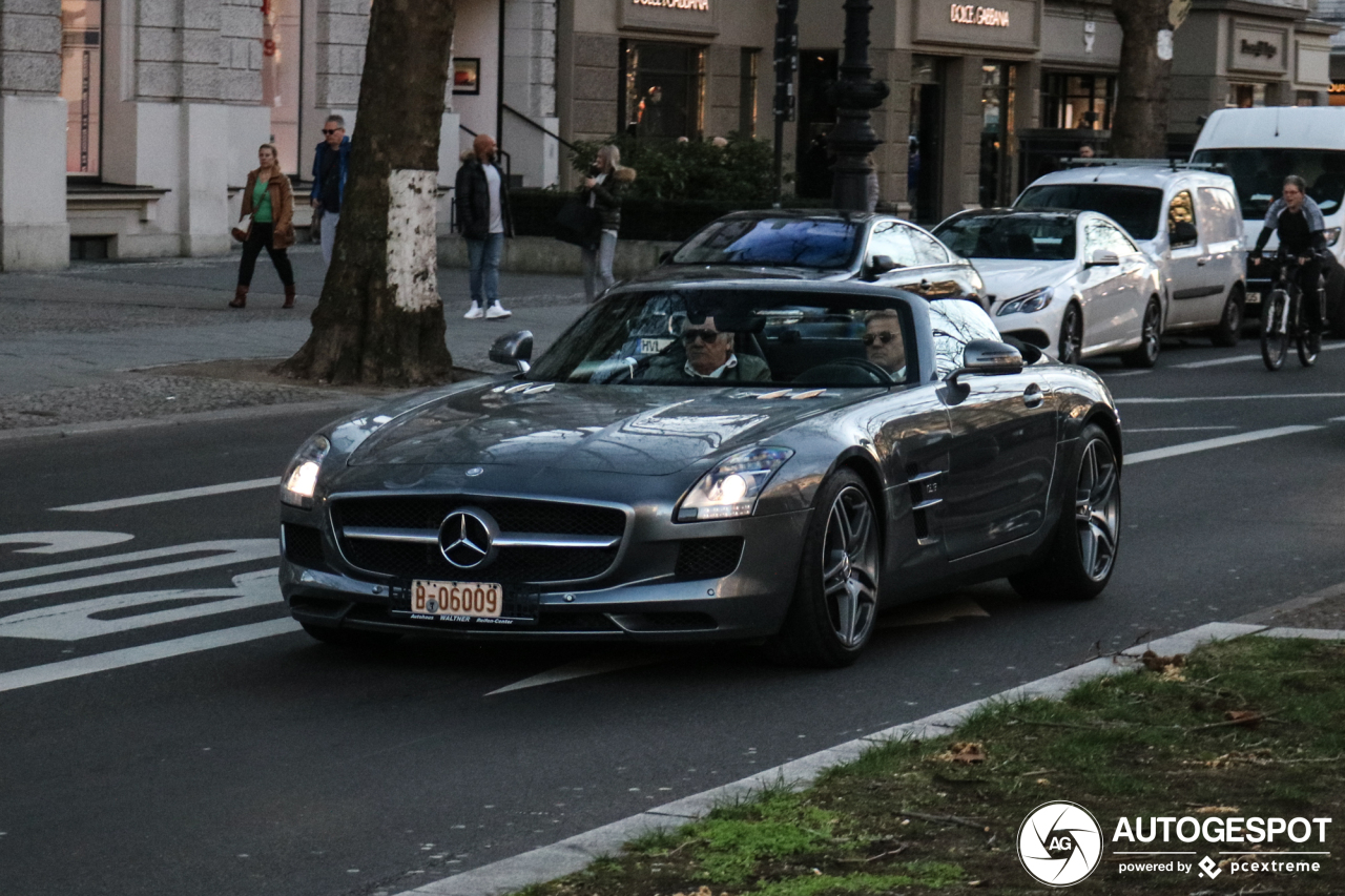 Mercedes-Benz SLS AMG Roadster