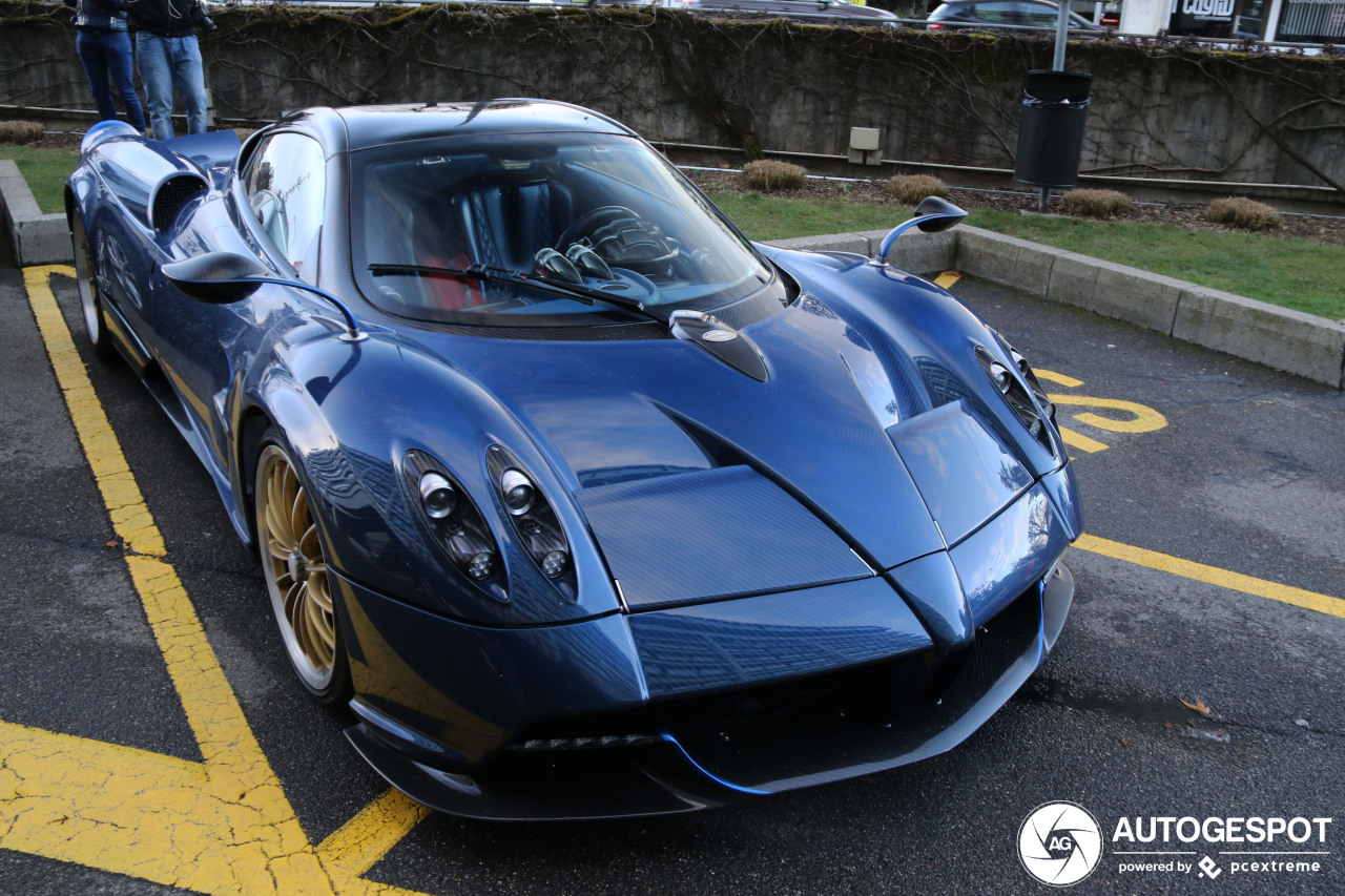 Pagani Huayra Roadster