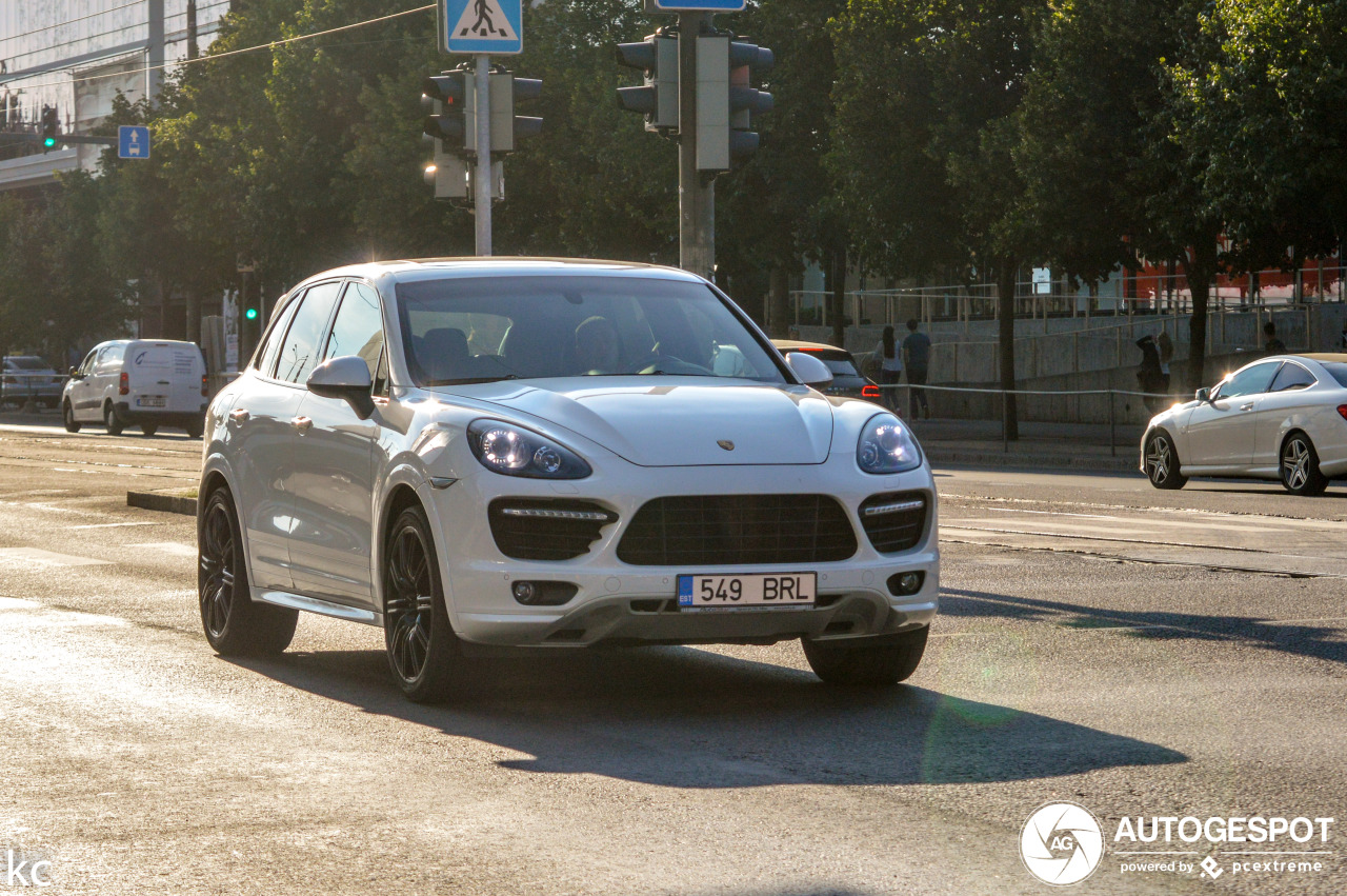 Porsche 958 Cayenne GTS