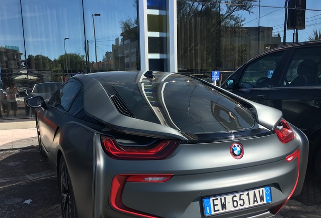 BMW i8