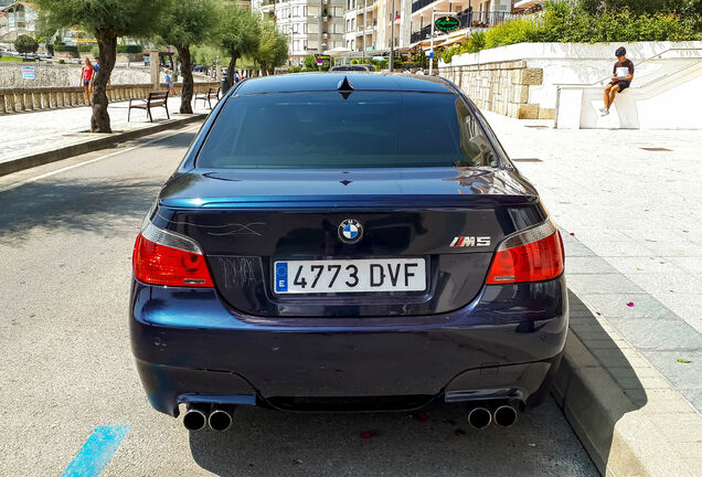 BMW M5 E60 2005