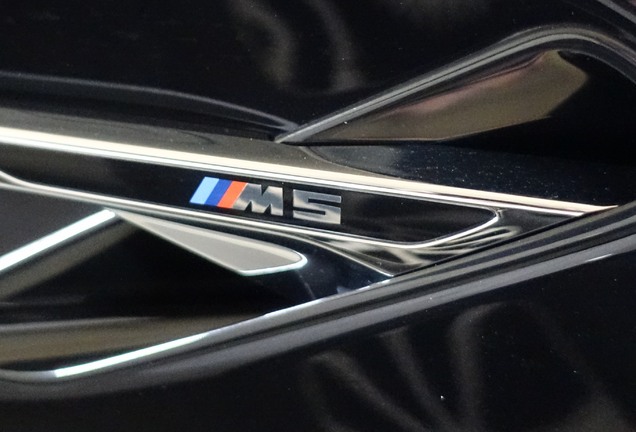 BMW M5 F90