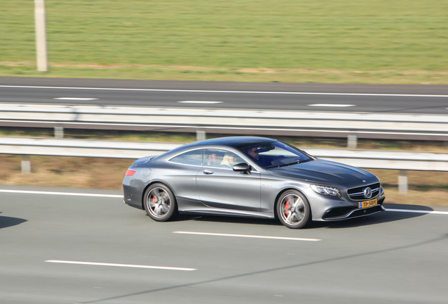 Mercedes-AMG S 63 Coupé C217