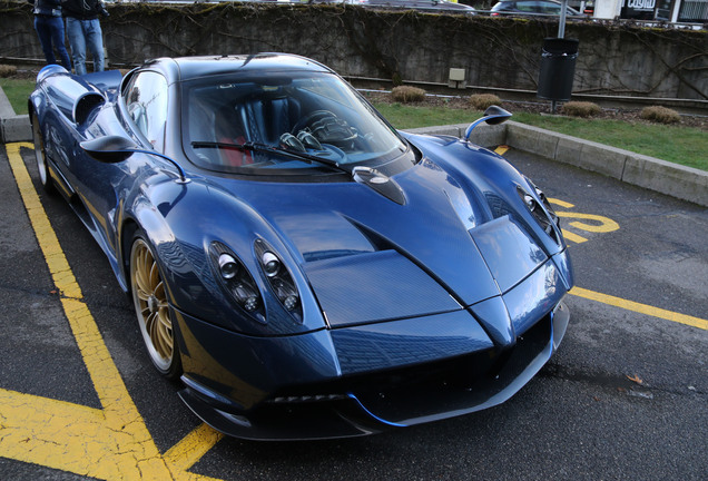 Pagani Huayra Roadster