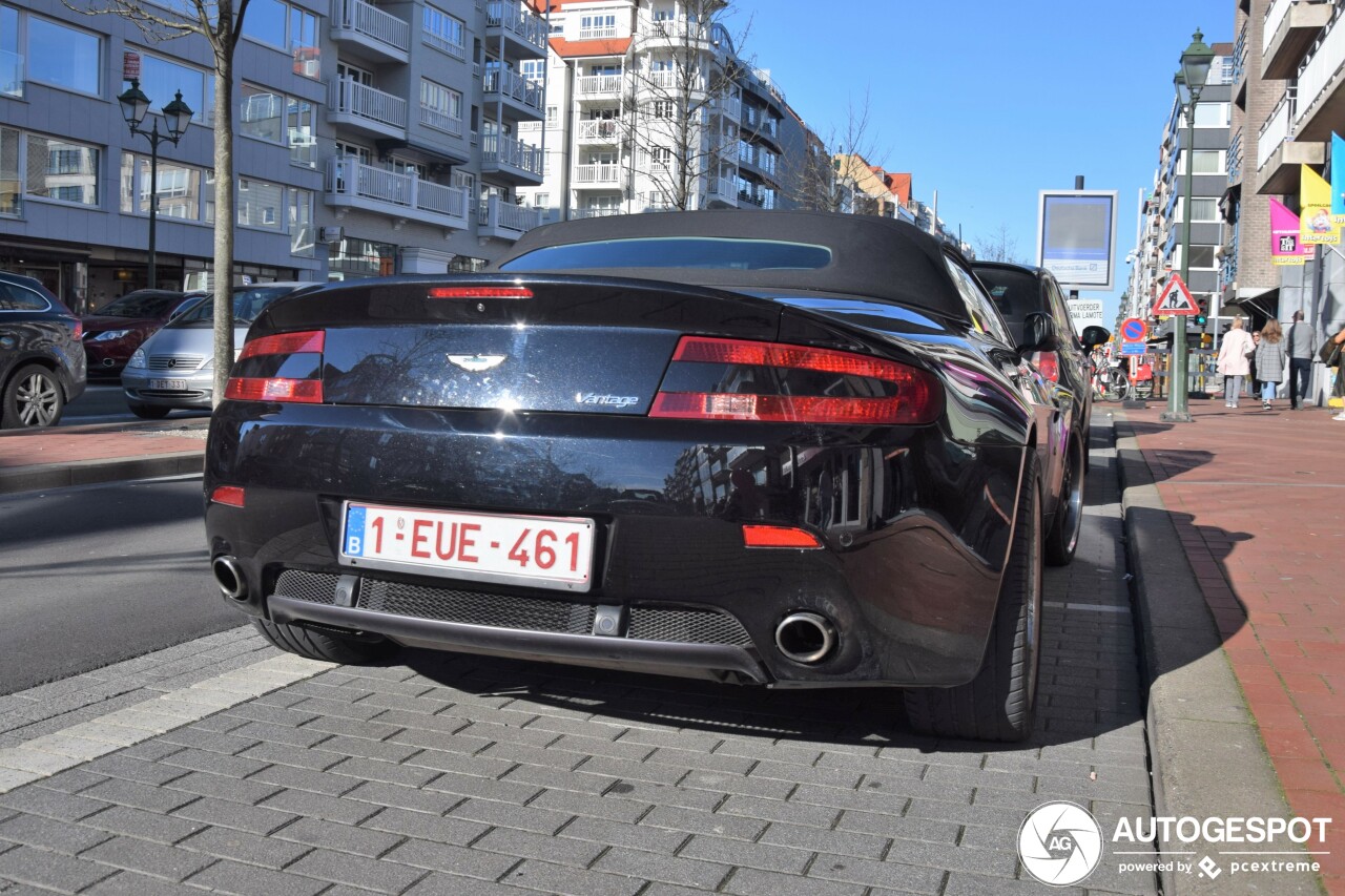 Aston Martin V8 Vantage Roadster