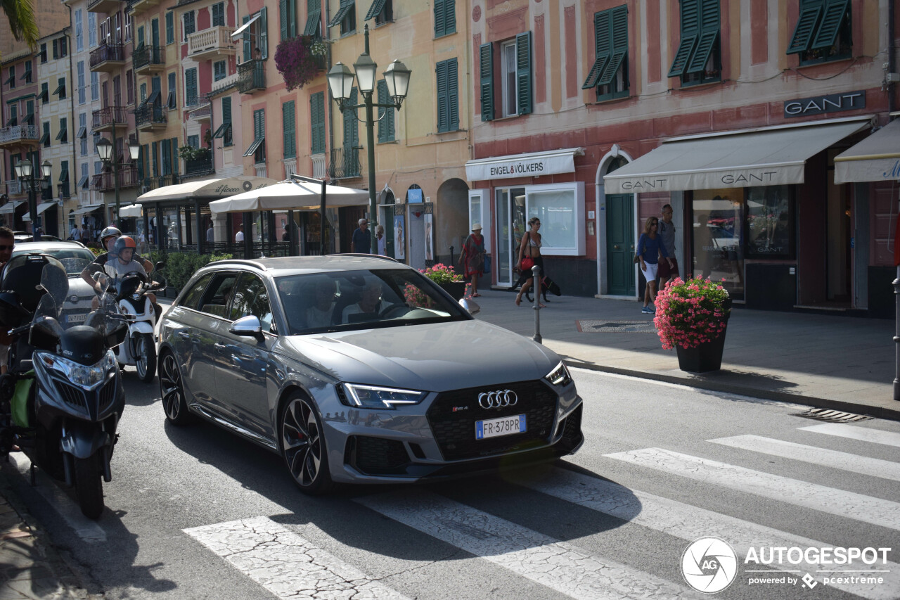 Audi RS4 Avant B9