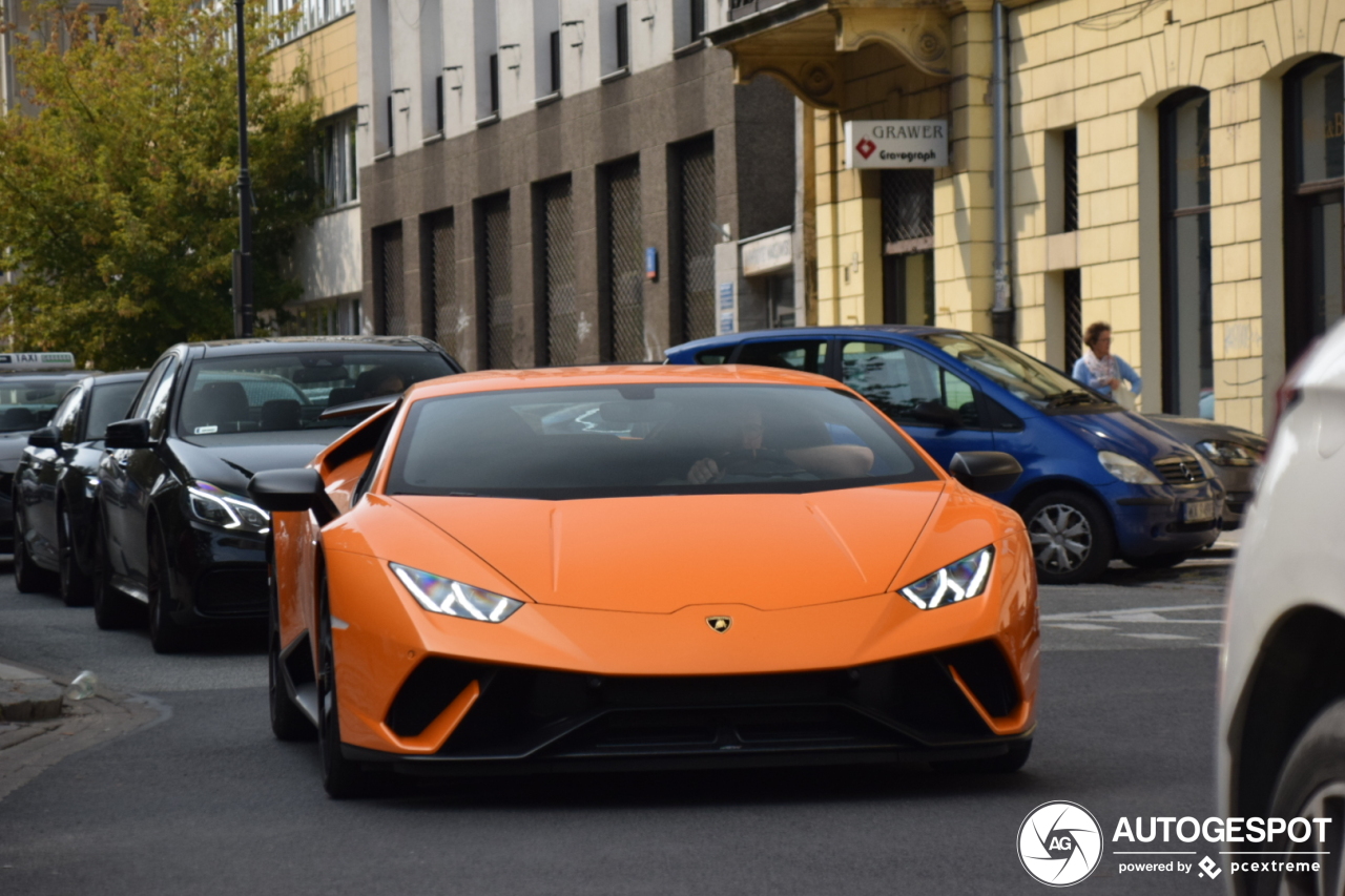 Lamborghini Huracán LP640-4 Performante