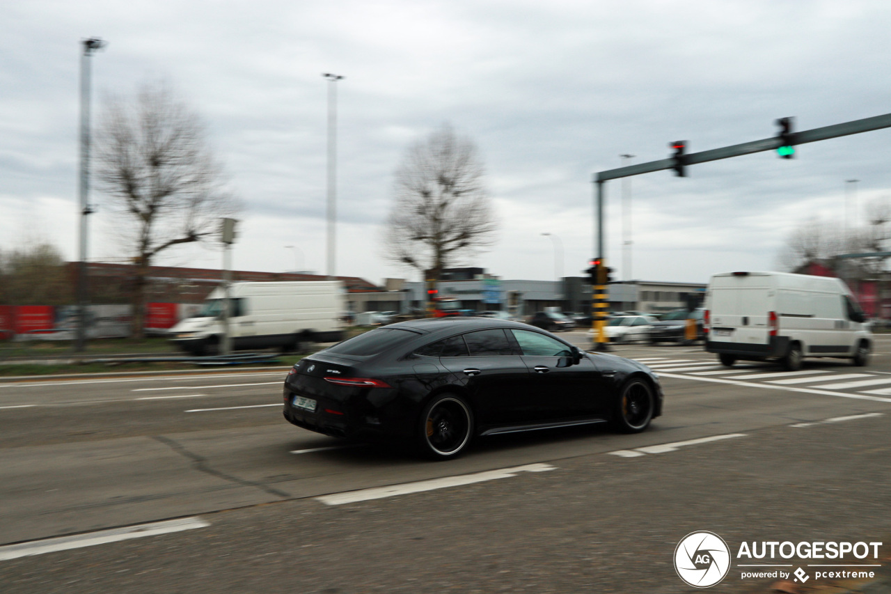 Mercedes-AMG GT 63 S X290