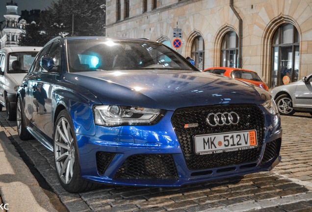 Audi RS4 Avant B8