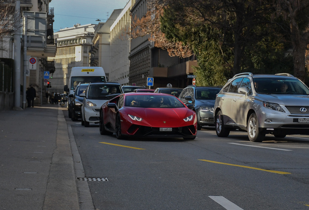 Lamborghini Huracán LP640-4 Performante