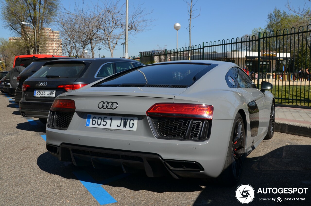 Audi R8 V10 2015