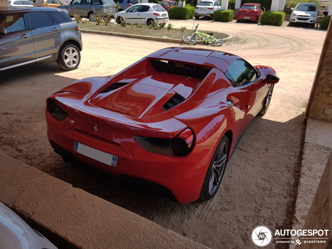 Ferrari 488 Spider