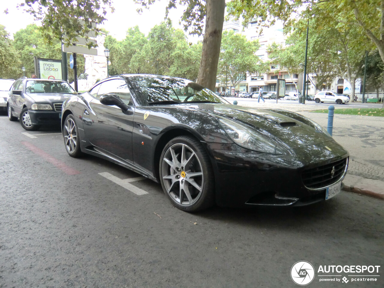 Ferrari California