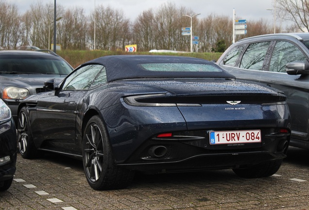 Aston Martin DB11 V8 Volante