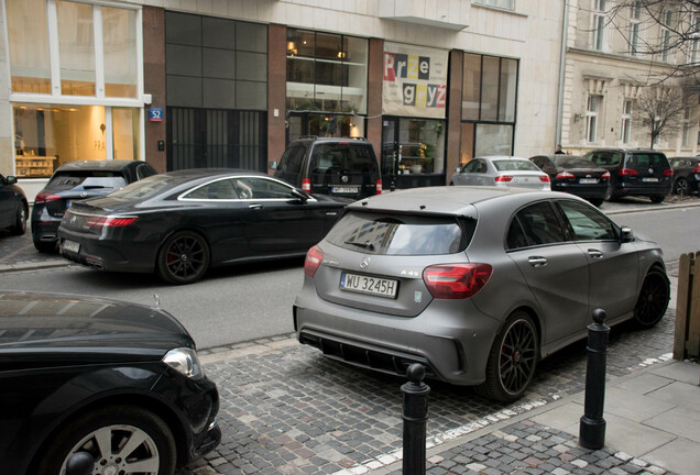 Mercedes-AMG A 45 W176 2015