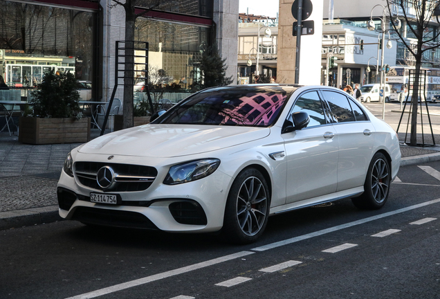 Mercedes-AMG E 63 S W213