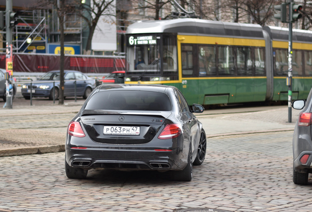 Mercedes-AMG E 63 S W213